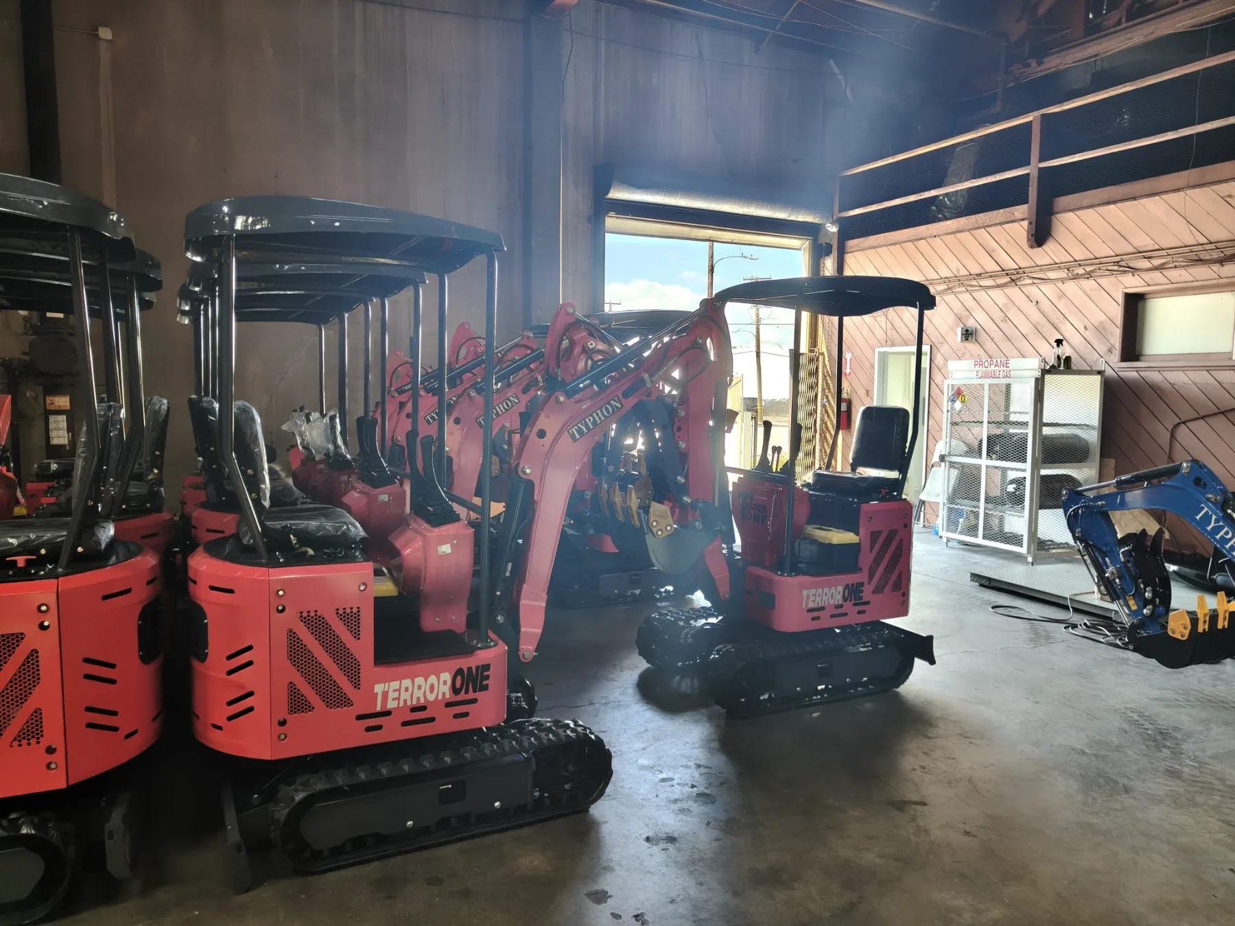 Hydrostatic tracked dumper parked in machinery bay