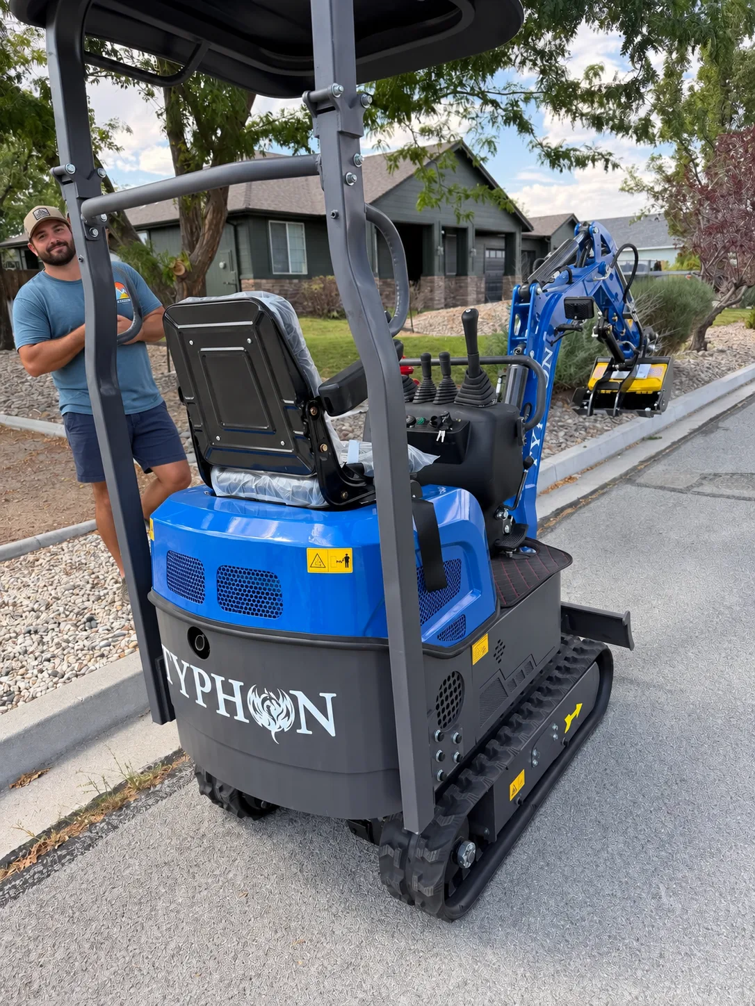 TERROR XI STORM compact excavator outdoor view